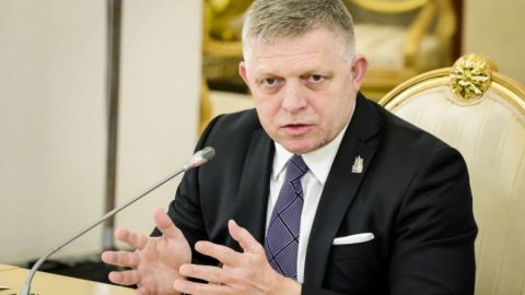„Идиотско предложение“: Фицо критикува газовата инициатива на ЕС