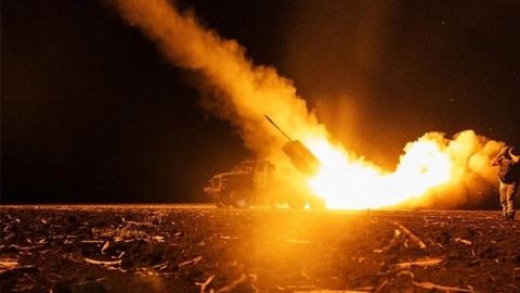 „В радиопрехващанията царят паника и сълзи“: Руснаците влизат в Купянск, в ход са кинжални боеве. Наближава повратен момент в СВO
