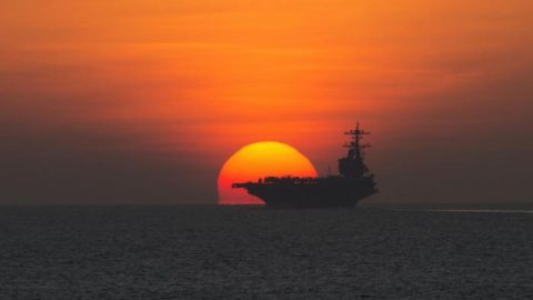 Америка не може да възроди предишната си военноморска мощ със свои сили