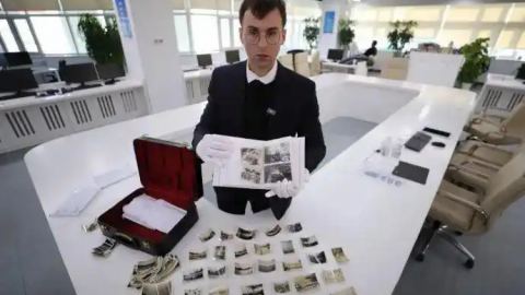 Китайското посолство във Франция проведе церемония по предаване на исторически снимки от периода на Световната антифашистка война