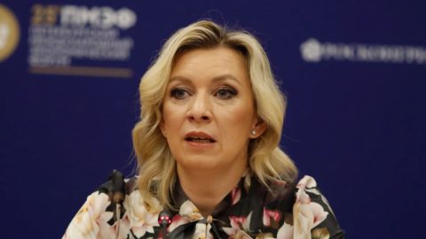 Захарова разказа как китайски служител обясни популярността ѝ в Китай