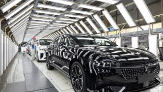 Китай, продажби, автомобили, 2025 г. , 32.3 млн. бройки