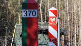 Беларуско-полските отношения, Варшава, опасна граница