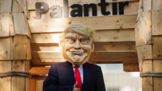 Война, Силициевата долина, криптовалутно постилане на слама, американска икономика