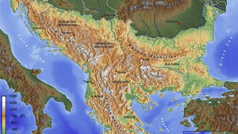 На кръстопът между сили и съдби: България и геополитическата орис на Балканите