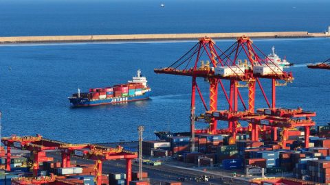 Китай стартира инициатива за международни зелени морски коридори