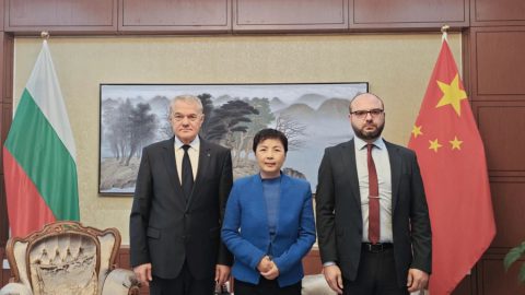Среща между председателя на ПП АБВ Румен Петков и посланика на Китай Н. Пр. Дай Цинли
