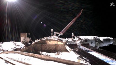 „Шънджоу-21“ върна на Земята проби от 26 космически експеримента