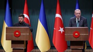 Турция, центъра на играта, дърпат, конците, гамбита