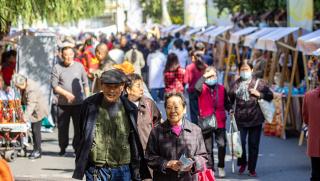 Здравни власти, Китай, средна продължителност, живот, 2030 г., 80 години