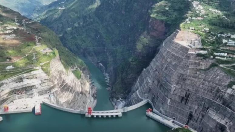 Байхътан, планини, реки, раждат енергия