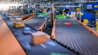 Китай, мрежа за доставки, в света