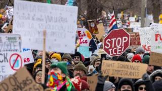 САЩ, протести, ICE, вътрешна революция, стандарт на живот, дългове, Тръмп, криза