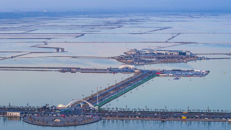 Китай , литий, солени езера