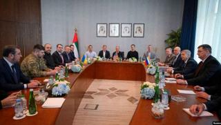 Абу Даби, Русия Украйна, преговори, ракетни удари, СВО, Тръмп, Зеленски