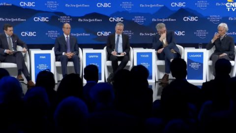 Лагард напуска вечерята на WEF след критиката на американския представител  Защото Европа не трябва да бъде критикувана