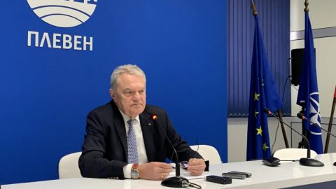 Край на илюзиите: Румен Петков за разпада на ЕС и енергийната примка около врата на българина!
