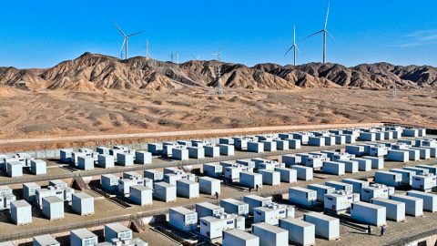 Новият енергиен капацитет на Китай с ръст от 84% спрямо края на 2024 г.