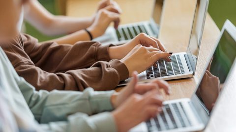 Степента на проникване на интернет в Китай вече е 80%
