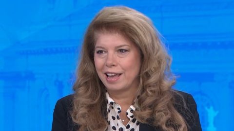Илияна Йотова поздрави Си Дзинпин по случай настъпването на Китайската нова година