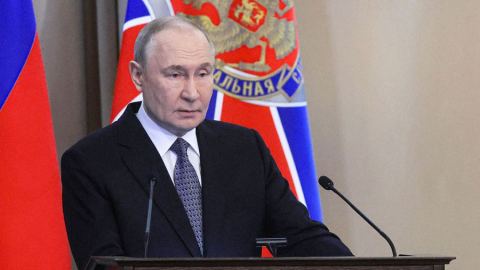 Владимир Путин: Опонентите на Русия се опитват да подкопаят мирния дипломатически процес с Украйна