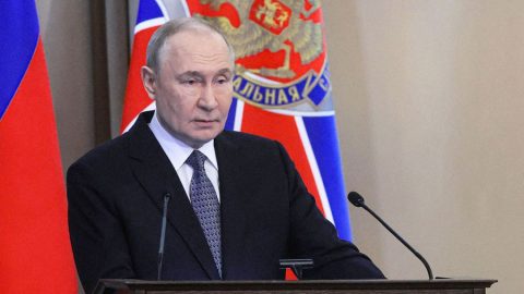 Владимир Путин: Опонентите на Русия се опитват да подкопаят мирния дипломатически процес с Украйна