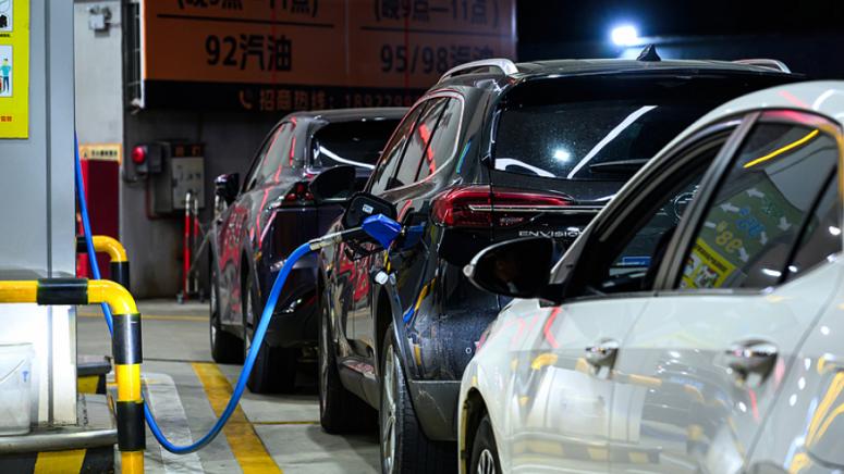 Китай, гарантира, енергийните си доставки