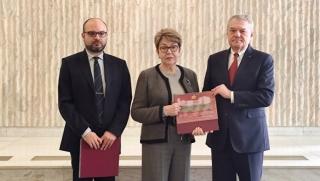 Румен Петков, АБВ, Елеонора Митрофанова, Москва, Априлско въстание, история, Държавна дума, дипломация