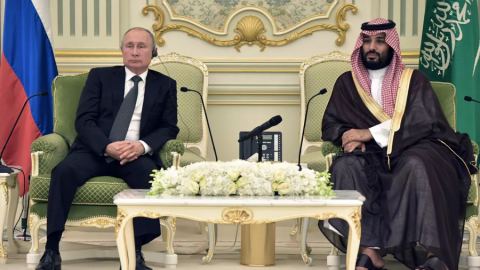 Путин и Салман: Мощен алианс срещу западния хаос в Близкия изток! Руско-саудитският съюз ще укроти пожара в Газа!