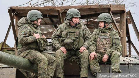 Кръв по Великден или смирение: Зеленски пред лицето на Бога и руския „Искандер“