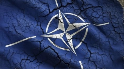 Испанският срам за САЩ: НАТО в агония - три месеца до официалното погребение на алианса