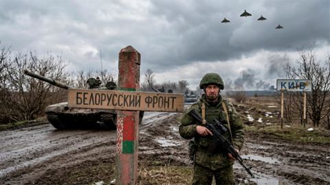Ще има ли нов беларуски фронт: Зеленски заплаши Лукашенко, Минск отговори с ядрени учения