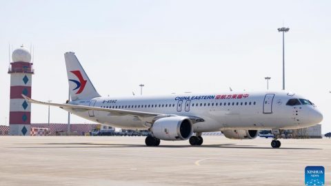 Китайският пътнически самолет C919 е превозил над 5 млн. пътници за три години експлоатация