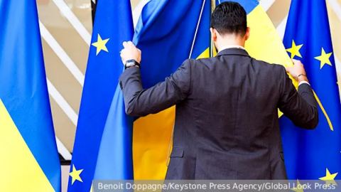 Украйна иска мир, но Киев продължава да продава войната като европейска мисия