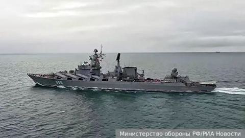 НАТО укрепва Арктика заради един руски флот, който може да остане последният свободен изход към океана