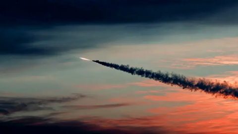 Киев призна провал срещу „Циркон“: Осем ракети, нула прихващания и нов проблем за ПВО