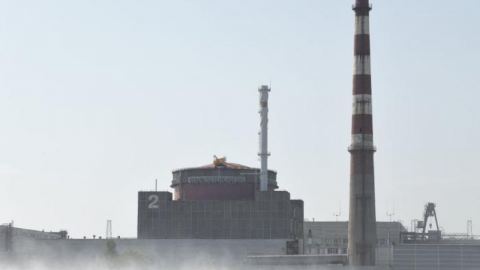 Запорожката АЕЦ отново под удар: Москва предупреждава за сценарий с радиоактивно замърсяване на Европа