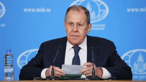 Лавров: Русия няма да преговаря за временни решения и очаква отговор от Вашингтон