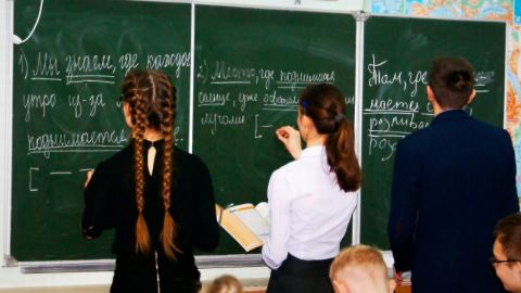 Остаряла система или ново поколение: Защо традиционното училище вече не успява да ангажира умовете на съвременните ученици?
