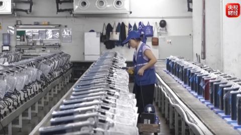 Продажбите на китайски климатици в Европа скочиха със 100%, производителите работят извънредно по поръчки