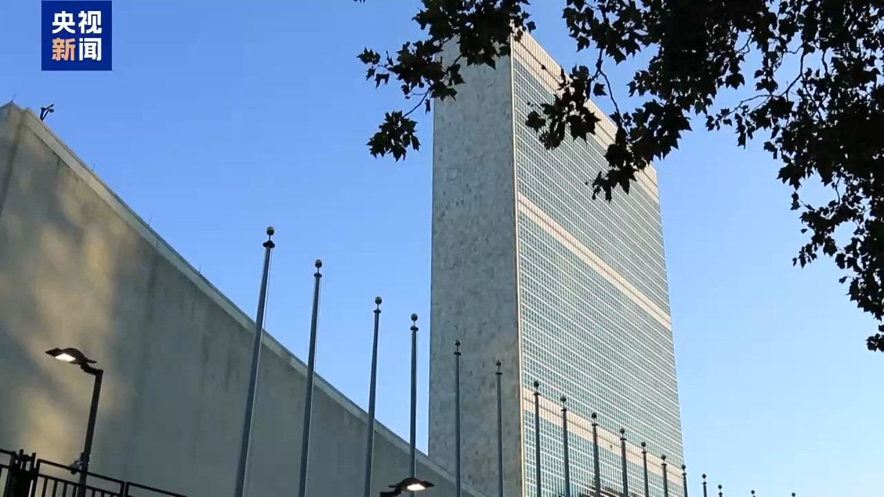 Китай призовава страните, свързани с украинския въпрос, да поддържат контакт и възможно най-скоро да постигнат прекратяване на огъня