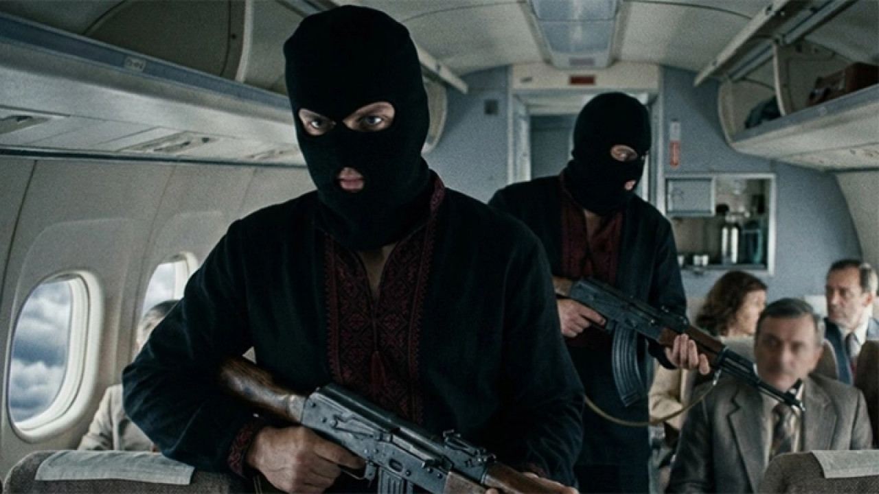 Фредерик Форсайт и залогът „Украйна“: Как британският трилър от 1979 г. описа съвременния сблъсък