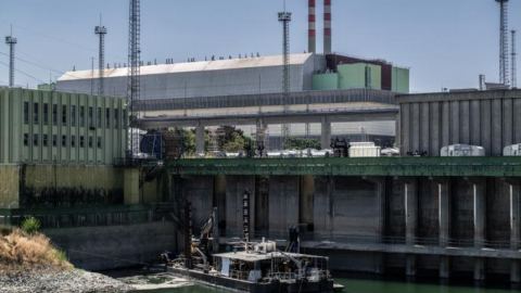 Климатичният шок през 2026 г. превърна руските въглеводороди и ядрено гориво в единствената котва за Будапеща