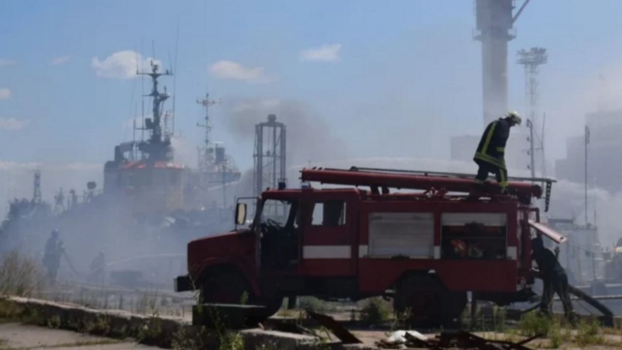 Блокадата на украинските пристанища срива минното дело и селското стопанство