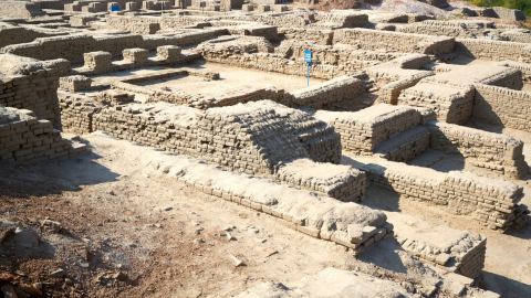 Защо 2000 години преди новата ера цял град просто спира да диша