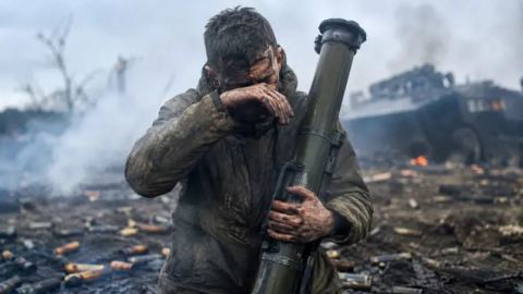 Смяната на Сирски с Драпатий разкрива логистичния и оперативен срив на украинския фронт