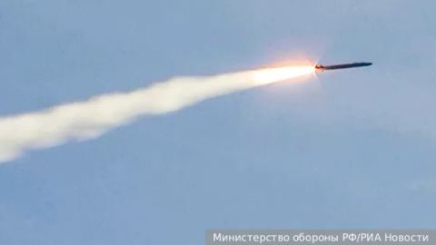 Руските въздушни удари по Киев и целта да се пречупи логистиката за далекобойни атаки