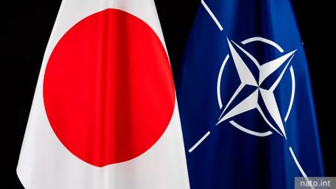 Токио купува европейски флагман, за да покрие пробива в американския чадър над Азия