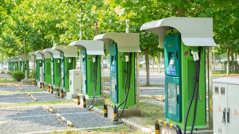 Броят на зарядните точки за електромобили в Китай достигна 23,68 млн.