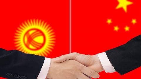 Си Дзинпин публикува авторска статия в киргизстански медии